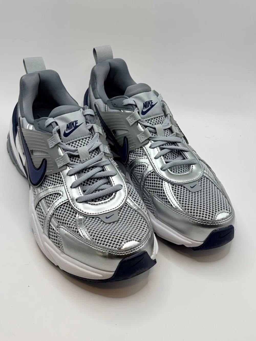 Nike V2K Run Running Shoes Wolf Gray Navy Size 10.5